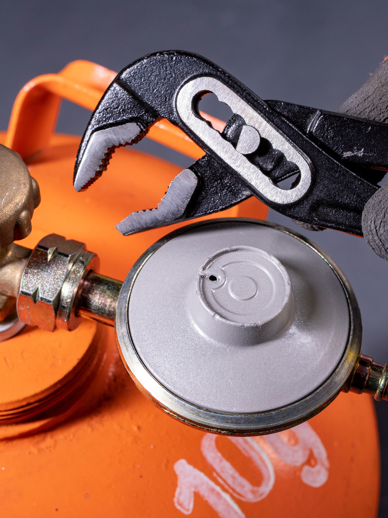 gas safe registered engineer near me Pudsey, LS28